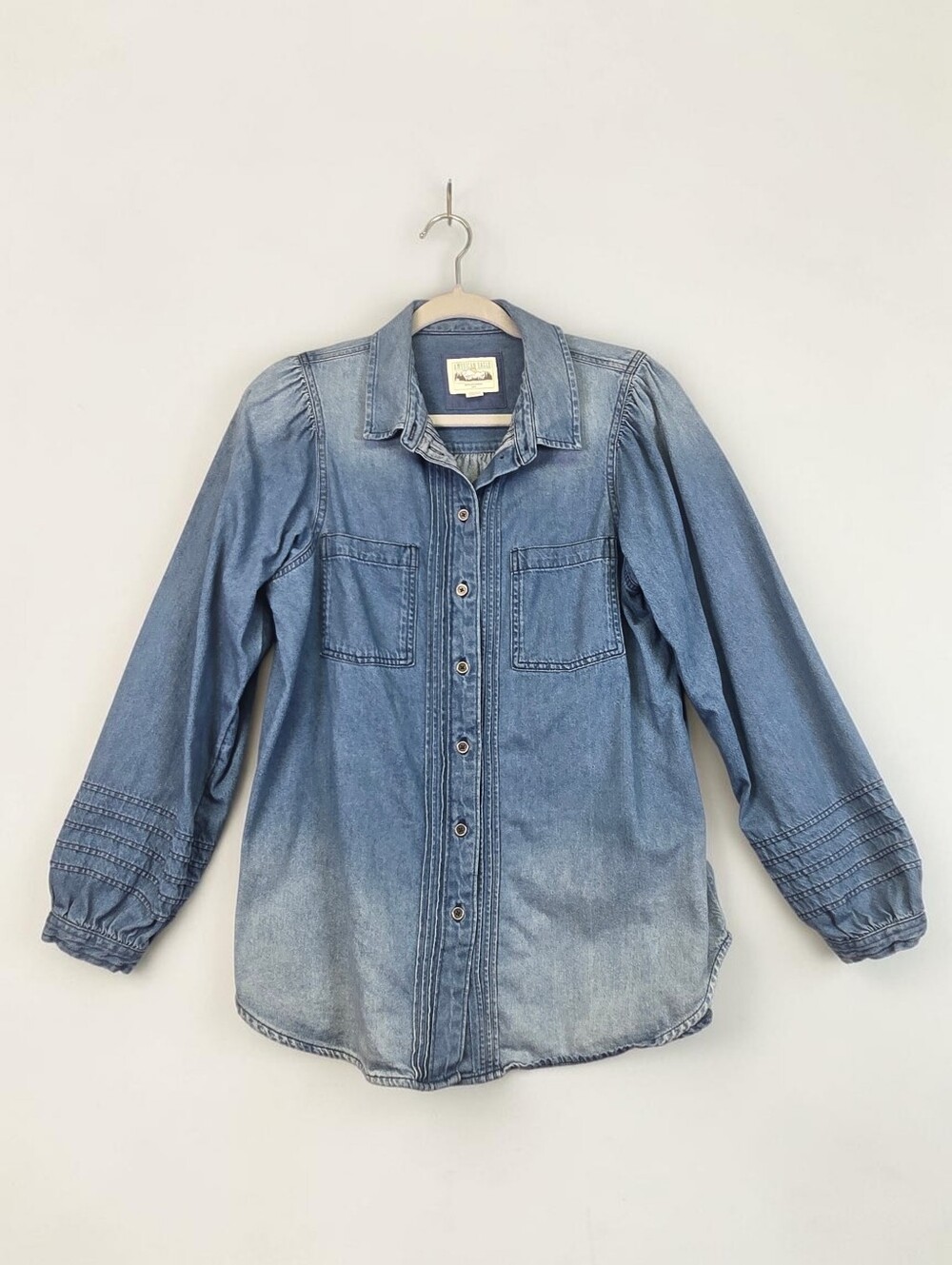 American Eagle Denim Shirt Womens sz Medium Modest Cottagecore Prairie Chambray